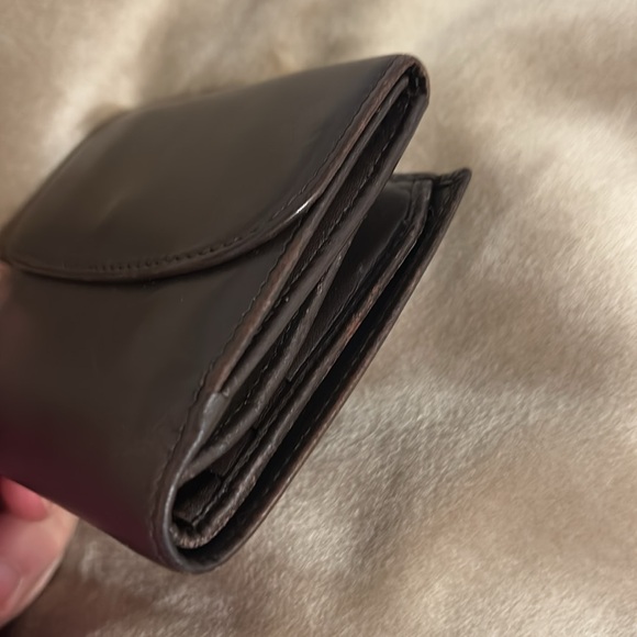 Gucci brown leather get bifold wallet -EUC - Picture 3 of 8